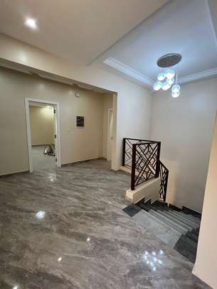 DUPLEX F4 À LOUER – OUAKAM image 4
