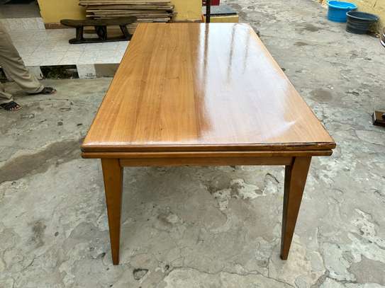 Table ronde bois massif vintage base sculptée image 13