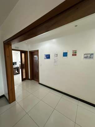 Des Plateaux de Bureaux à louer sur la VDN image 10