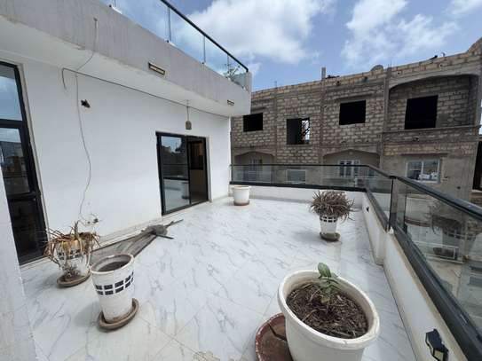 Appartement avec Terrasse privée 2 chambres salon Mamelles image 3