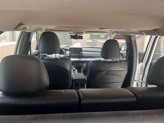 MITSUBISHI OUTLANDER 2023 image 7