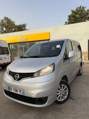 Nissan nv200 image 2