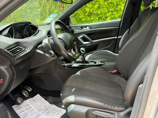 Peugeot 308 Gt Line Anne 2017 image 6