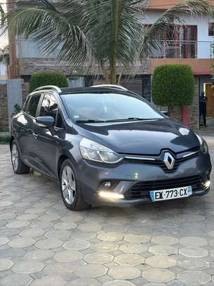 RENAULT CLIO 4 image 2