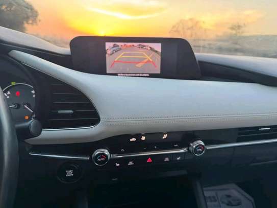 🚘 MAZDA 3 PREMIUM 2020 — image 8