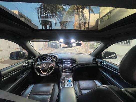 Jeep Grand Cherokee Overland 2019 image 5