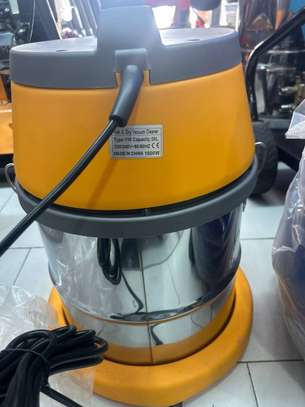Aspirateur eau et poussiére 20L image 3