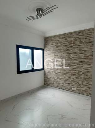Ref_2962_GL Duplex à  louer aux Mamelles cité Mbakyou Faye. image 4