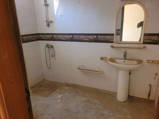 Deux chambres à louer par mois image 8