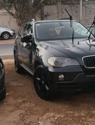 BMW X5 2010 image 2