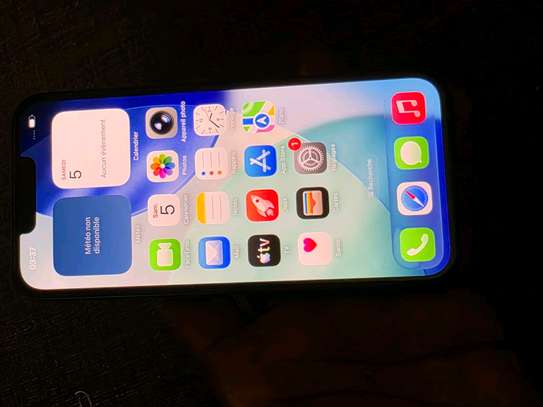 IPhone 16E 128GB Batterie 100%sim physique image 4