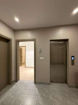 A LOUER - APPARTEMENT DE TYPE F4 - POINT-E image 2