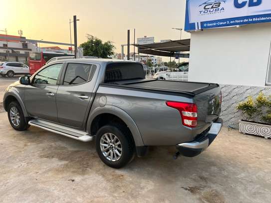 Mitsubishi L200 pickup 2018 image 4