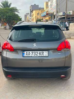 Peugeot 2008 image 7