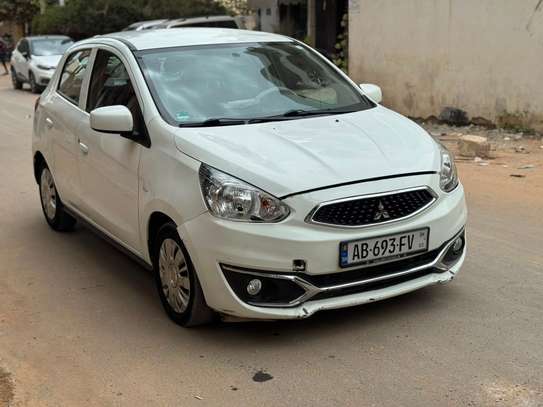 Mitsubishi Space star année 2019 image 8