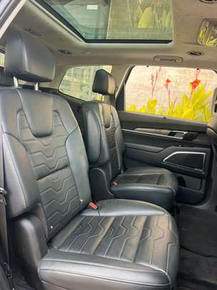 KIA TELLURIDE image 10