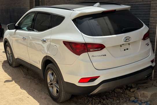 Hyundai Santafe 2017 full options 4x4 image 15