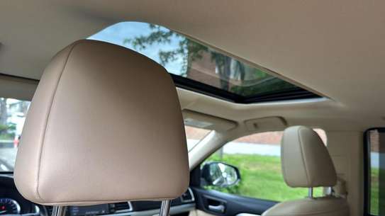 Toyota Highlander image 8