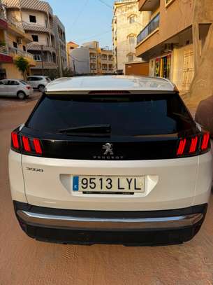 PEUGEOT 3008 2022 image 9