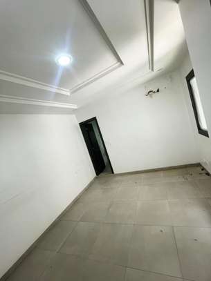 APPARTEMENT F3 À LOUER À LA CITÉ KEUR GORGUI image 13