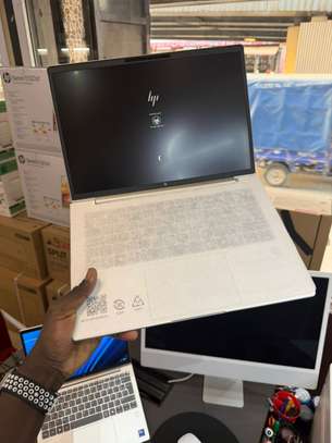HP Elitebook 6 G1i Ultra ( Azerty d’origine) image 5