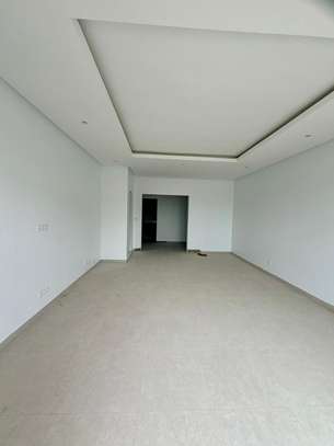 Superbe appartement de type F4 à louer image 15