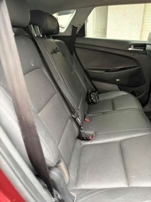 Hyundai tucson 2017 image 4