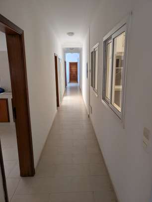 Immeuble R+6 à louer aux almadies image 12