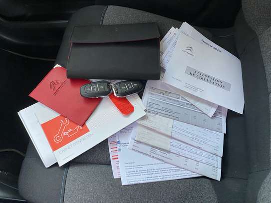 Citroën C4 Shine Diesel 2019 image 7