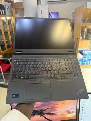 Lenovo P16v  Gen 2 / Ultra 7 / 32Gb / 1T SSD   A2000 8Gb image 6