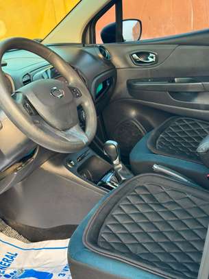 Renault QM3 2017 image 7
