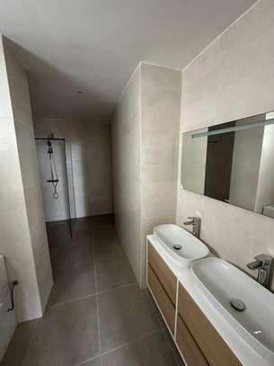 Magnifique appartement de type F4 à louer image 10