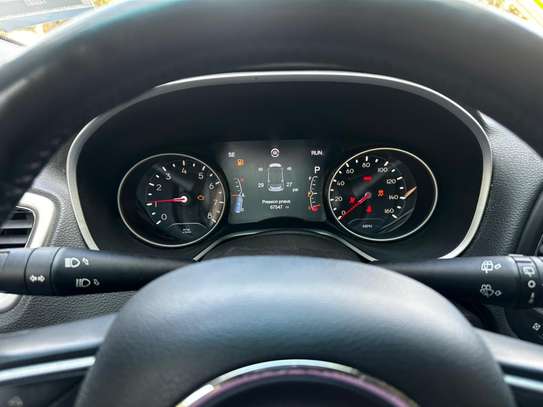 Voiture a vendre image 6
