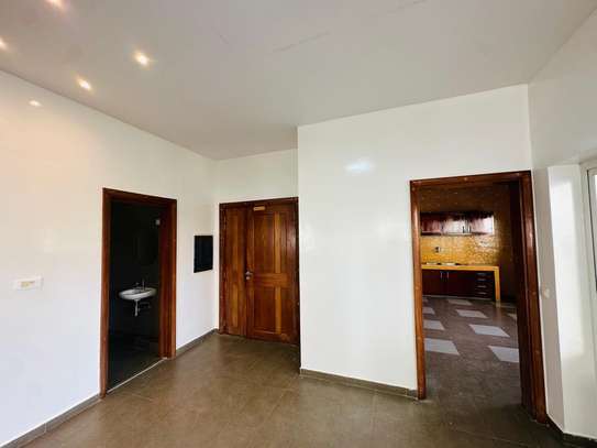 Appartement F4 à Louer Point e image 13