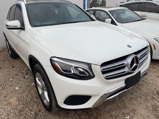 Mercedes Benz Glc 300 4matic image 2