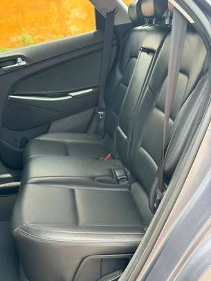 HYUNDAI TUCSON 2016 image 8