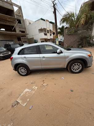 Mitsubishi RVR image 8