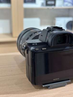 Sony Alpha 7 III + Sony 24-105MM FE 4 G OSS image 8