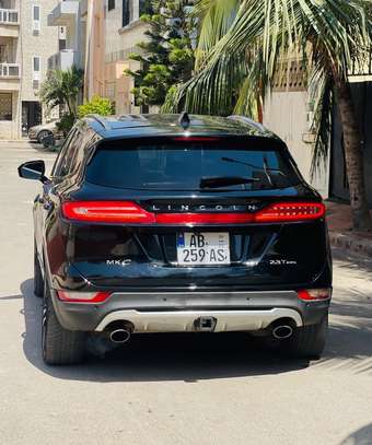 Lincoln  MKC image 2