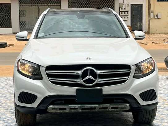 Mercedes-Benz image 11