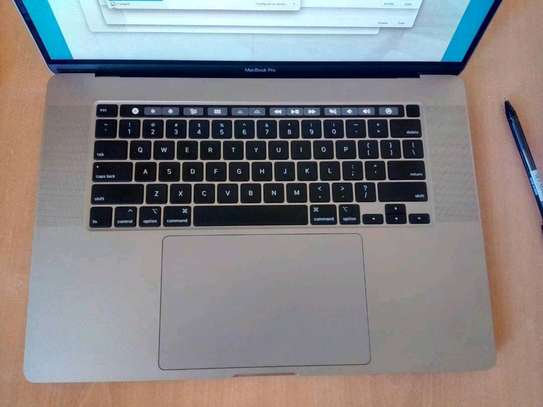 Ordinateur Portable Apple MacBook Pro 2019 image 2