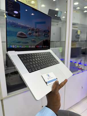 MacBook Pro M1 Pro 32Go 512Go 16pouces image 5