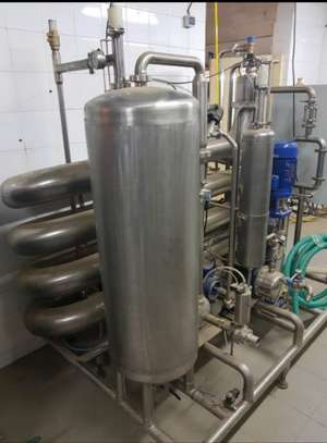 A VENDRE USINE DE REMPLISSAGE BOISSON GAZEUSE image 5
