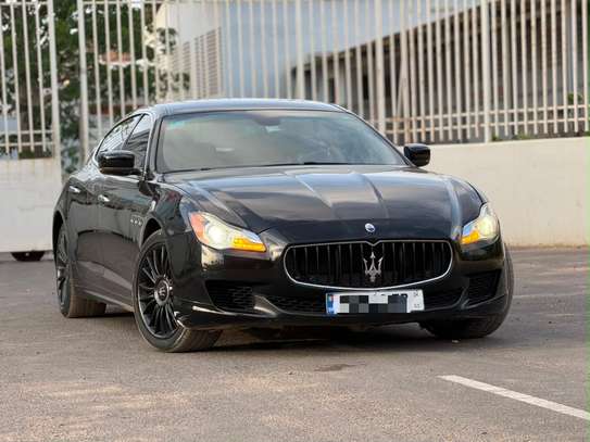 Maserati Quattroporte Noir Berline Sportive Jantes Noires image 2