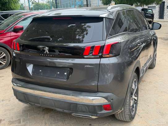 Peugeot GT Line  3008 Année: 2018 image 3