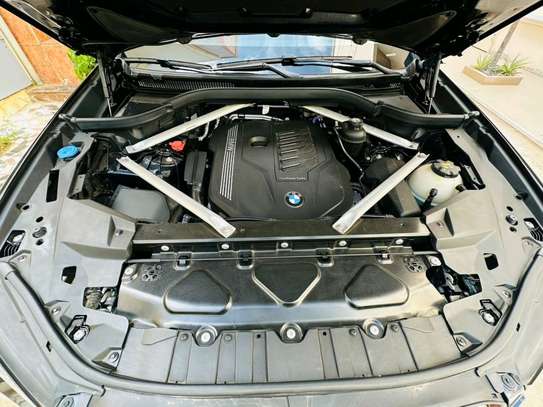 BMW X6 2021 image 11