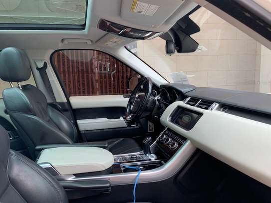 Land Rover Range Rover Sport blanc SUV polyvalent image 2
