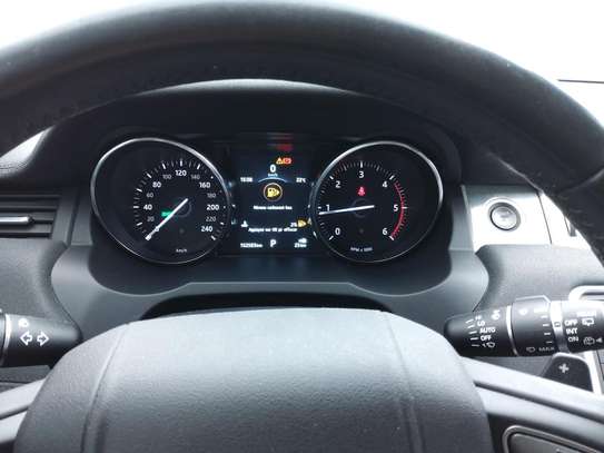 Range Rover Evoque Mark III TD4 180 HSE A 2015 - 175000 km image 2