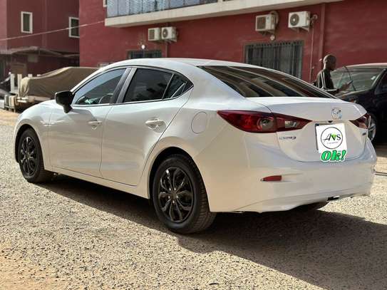 Location Mazda 3 image 6
