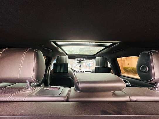 🚘 Range Rover Velar 2018 – SUV Premium Full Option image 10